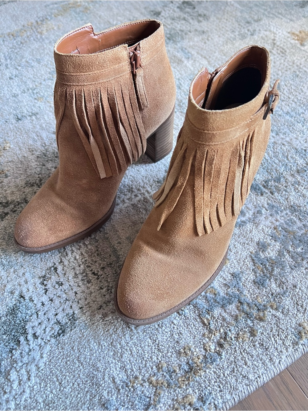 Naturalizer Suede Fringe Booties (8) | EUC